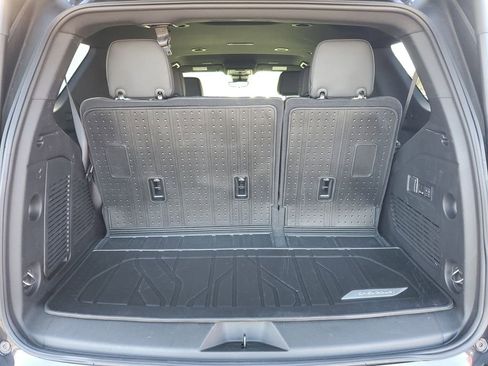 Used 2025 Chevrolet Tahoe RST w/ RST Performance Edition image 32