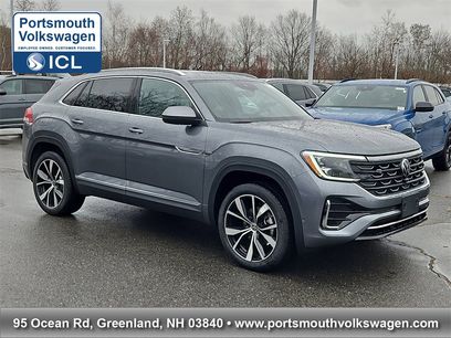 New 2025 Volkswagen Atlas Cross Sport SEL Premium R-Line