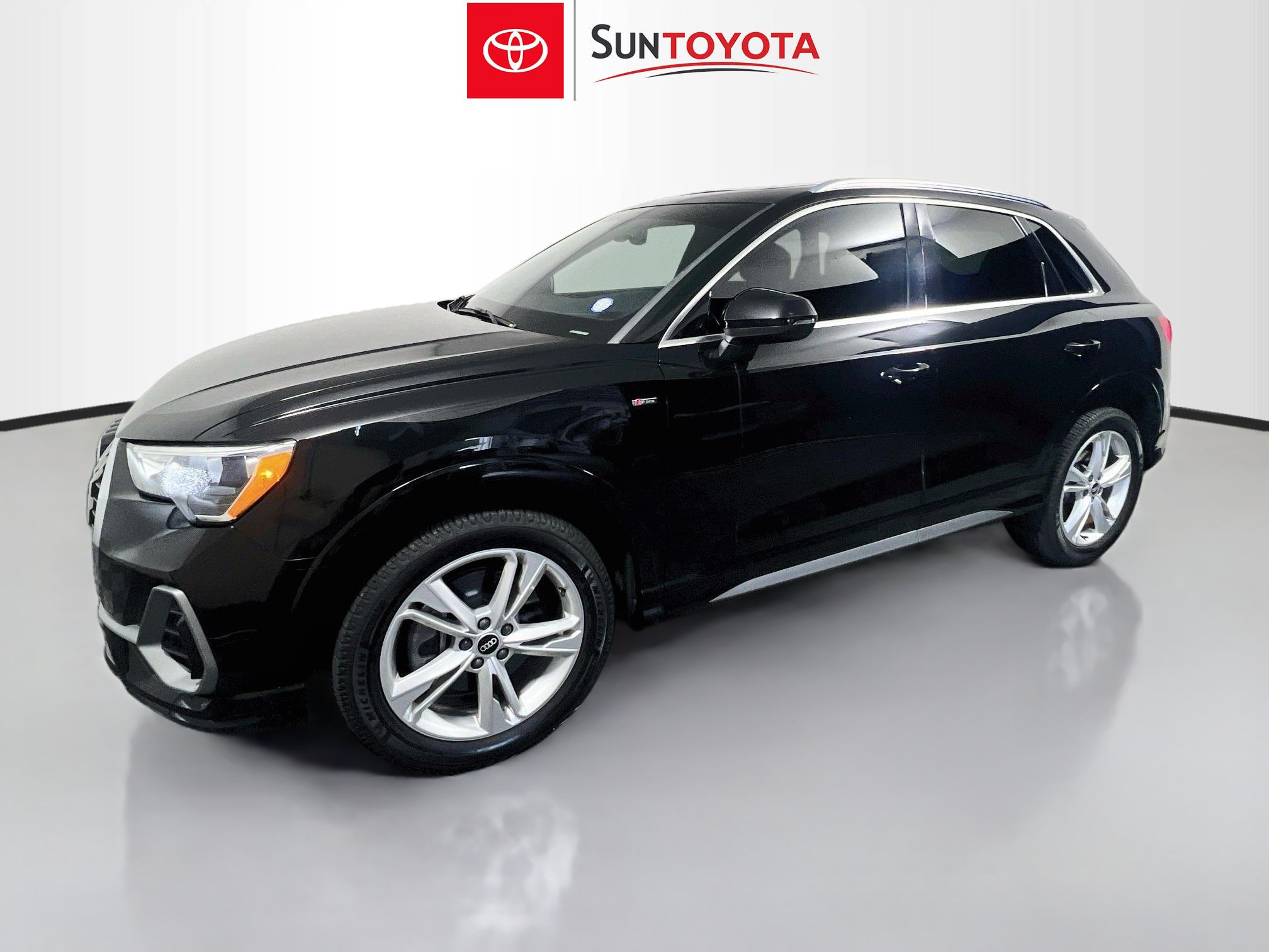 Used 2022 Audi Q3 2.0T Premium AWD/4WD image 9