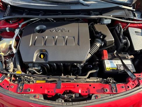 Used 2012 Toyota Corolla LE FWD image 12