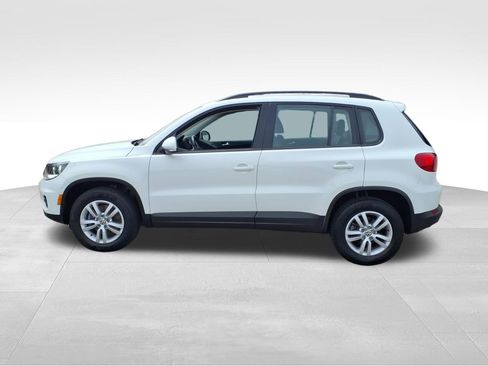 Used 2017 Volkswagen Tiguan S FWD image 23