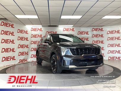 Certified 2025 Kia Sorento S w/ Panoramic Sunroof Package