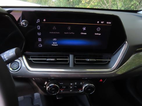 New 2026 Chevrolet Trax ACTIV w/ Sunroof Package image 5