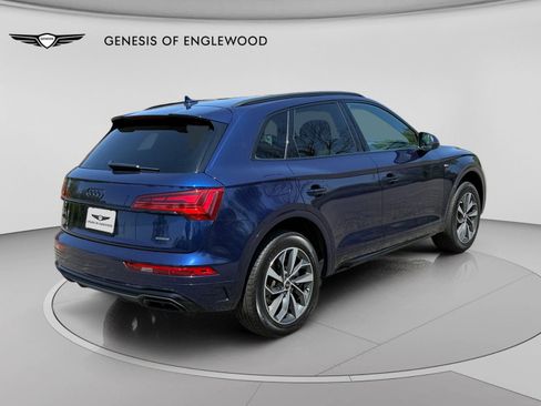 Used 2024 Audi Q5 2.0T Premium w/ Summer of Audi Package AWD/4WD image 9