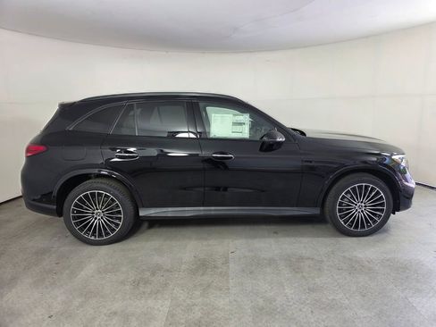 New 2026 Mercedes-Benz GLC 300 image 3