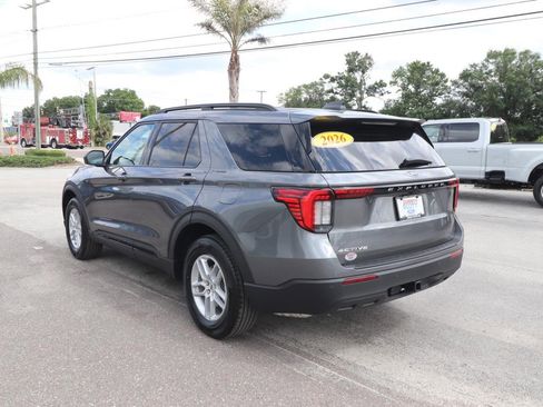 New 2026 Ford Explorer Active RWD image 9