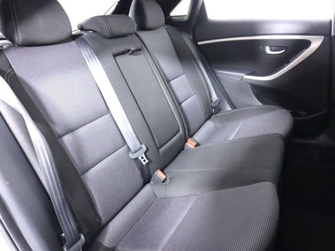 Used 2014 Hyundai Elantra GT image 33