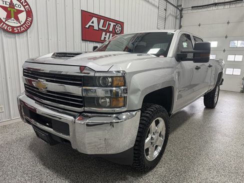 Used 2017 Chevrolet Silverado 2500 W/T w/ WT Fleet Convenience Package image 2