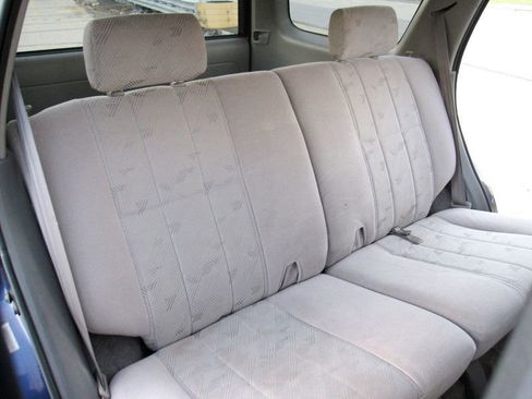 Used 2002 Toyota 4Runner SR5 image 28