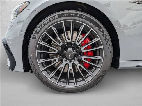 New 2026 Mercedes-Benz E 53 AMG e 4MATIC Sedan image 10