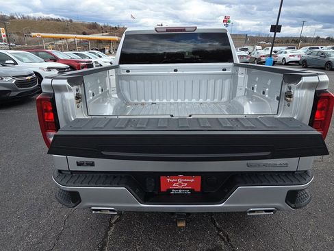 Used 2021 GMC Sierra 1500 Elevation w/ X31 Off-Road Package image 9