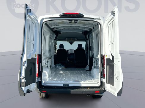 New 2026 Ford Transit 250 148 Medium Roof RWD image 33