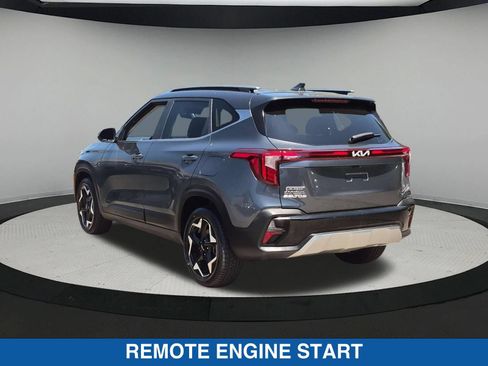 Used 2024 Kia Seltos EX AWD/4WD image 7