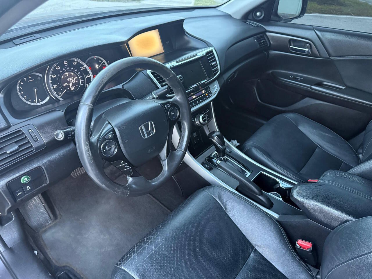 Used 2015 Honda Accord EX-L image 31
