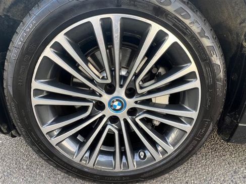 Used 2018 BMW 530e RWD image 30