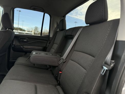 Used 2017 Honda Ridgeline RTS image 16