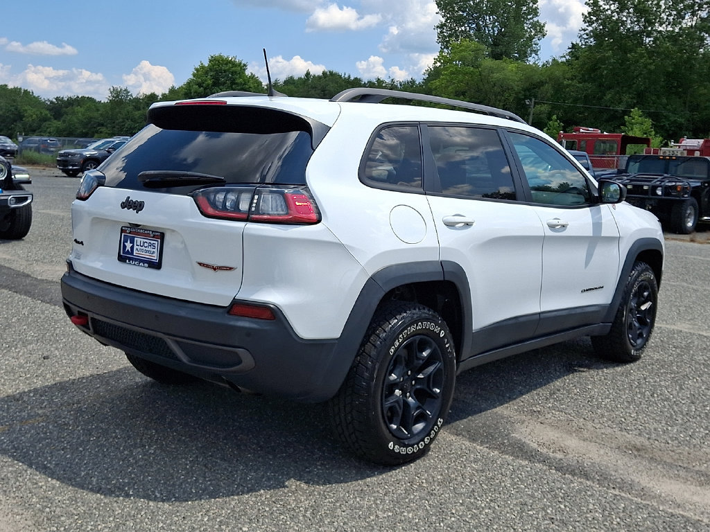 Used 2020 Jeep Cherokee Trailhawk w/ Cold Weather Group AWD/4WD image 12
