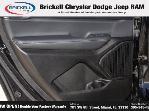 Used 2025 Jeep Grand Cherokee L Altitude image 13