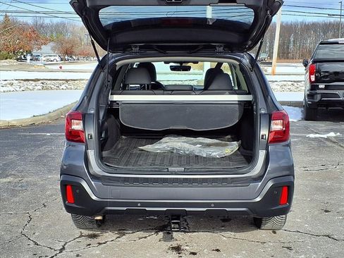 Used 2018 Subaru Outback 2.5i Limited image 28