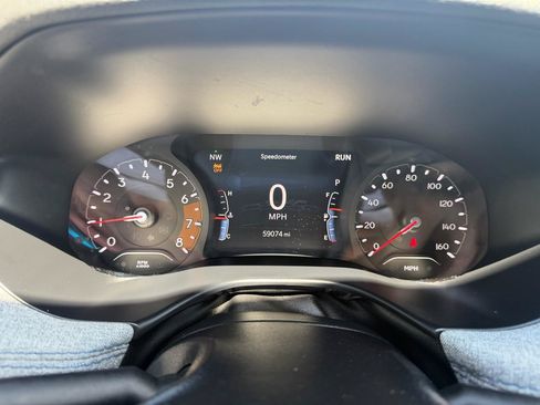 Used 2024 Jeep Compass Latitude AWD/4WD image 17