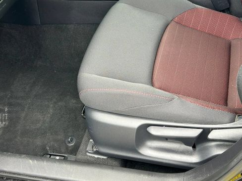 Used 2025 Toyota Corolla SE w/ SE Premium Package FWD image 20
