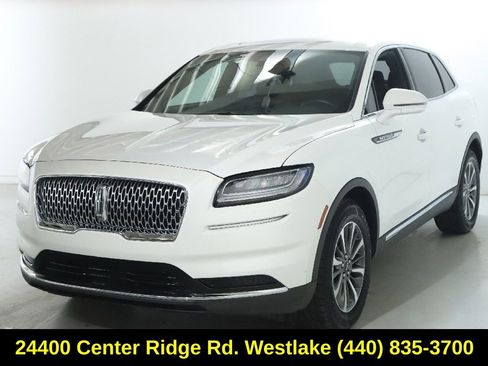 Certified 2023 Lincoln Nautilus Reserve image 4