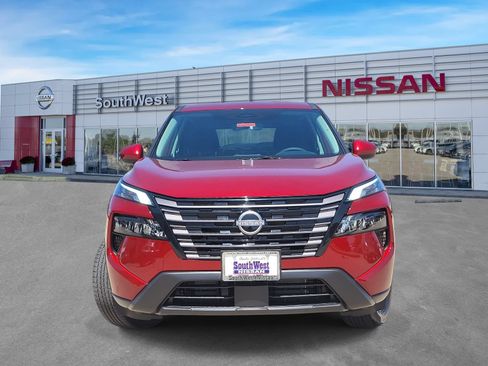 New 2026 Nissan Rogue SV FWD image 2