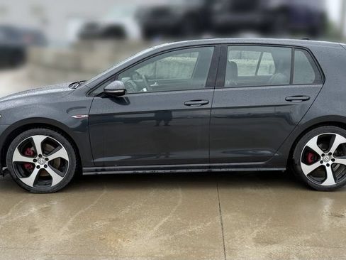Used 2016 Volkswagen GTI SE w/ Lighting Package (SEL) FWD image 2
