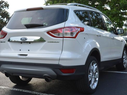 Used 2016 Ford Escape Titanium w/ Equipment Group 301A FWD image 5