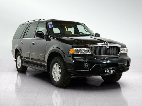 Used 2002 Lincoln Navigator 4WD image 7