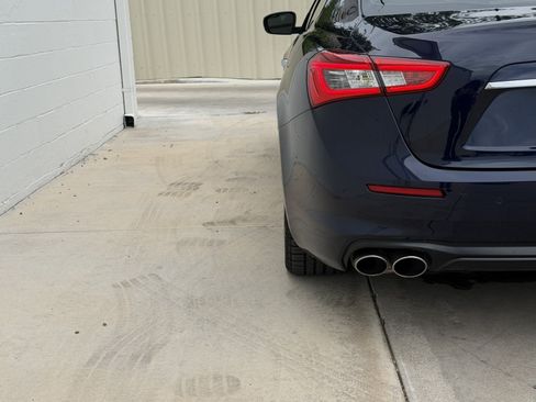 Used 2018 Maserati Ghibli RWD image 13