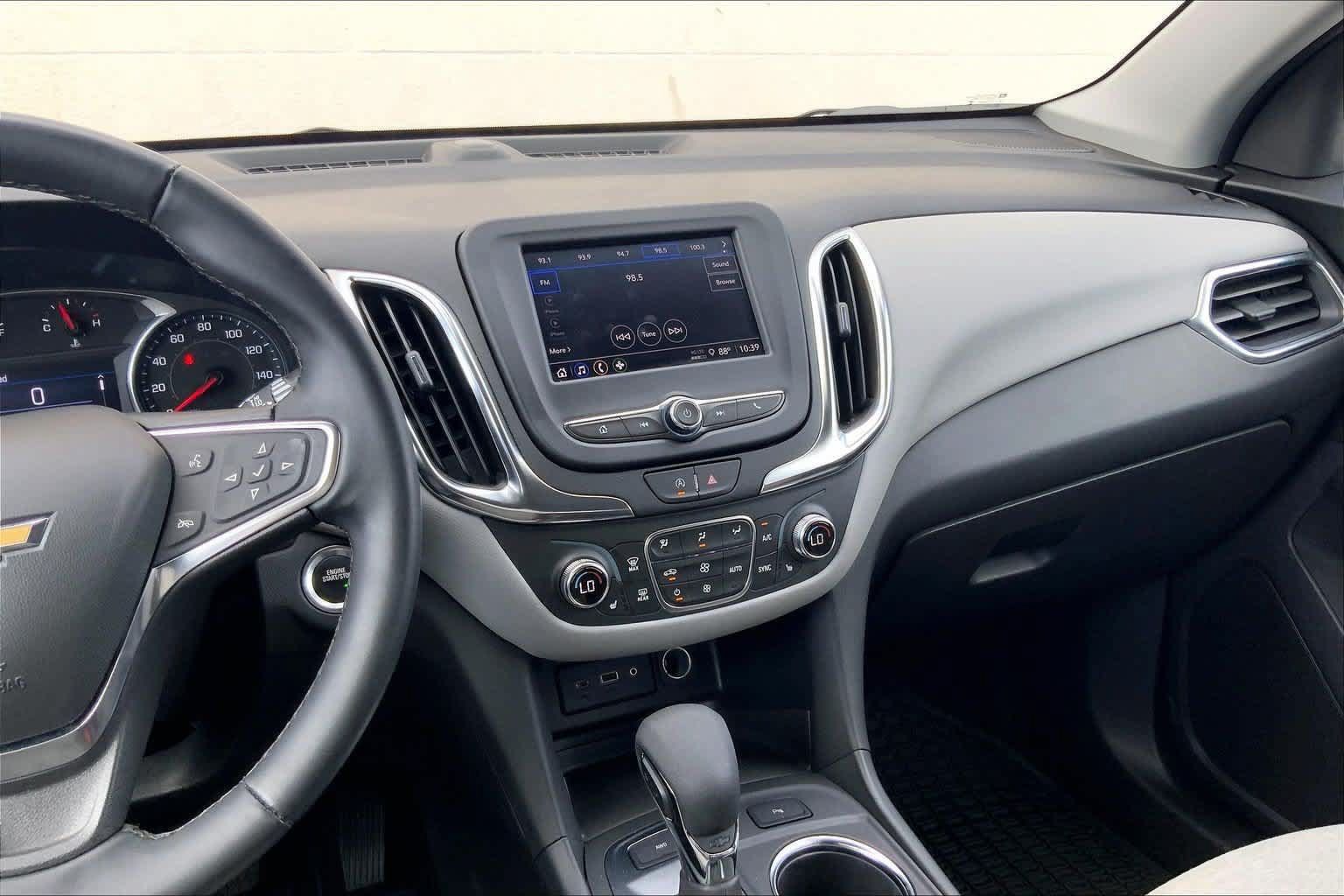 Used 2024 Chevrolet Equinox LT w/ Driver Convenience Package AWD/4WD image 15