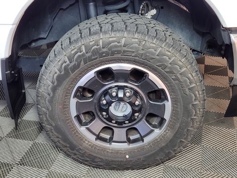 Used 2021 Ford F250 XL w/ STX Appearance Package image 9