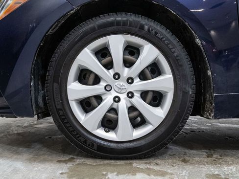 Used 2020 Toyota Corolla LE image 8
