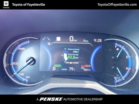Used 2025 Toyota RAV4 LE AWD/4WD image 11