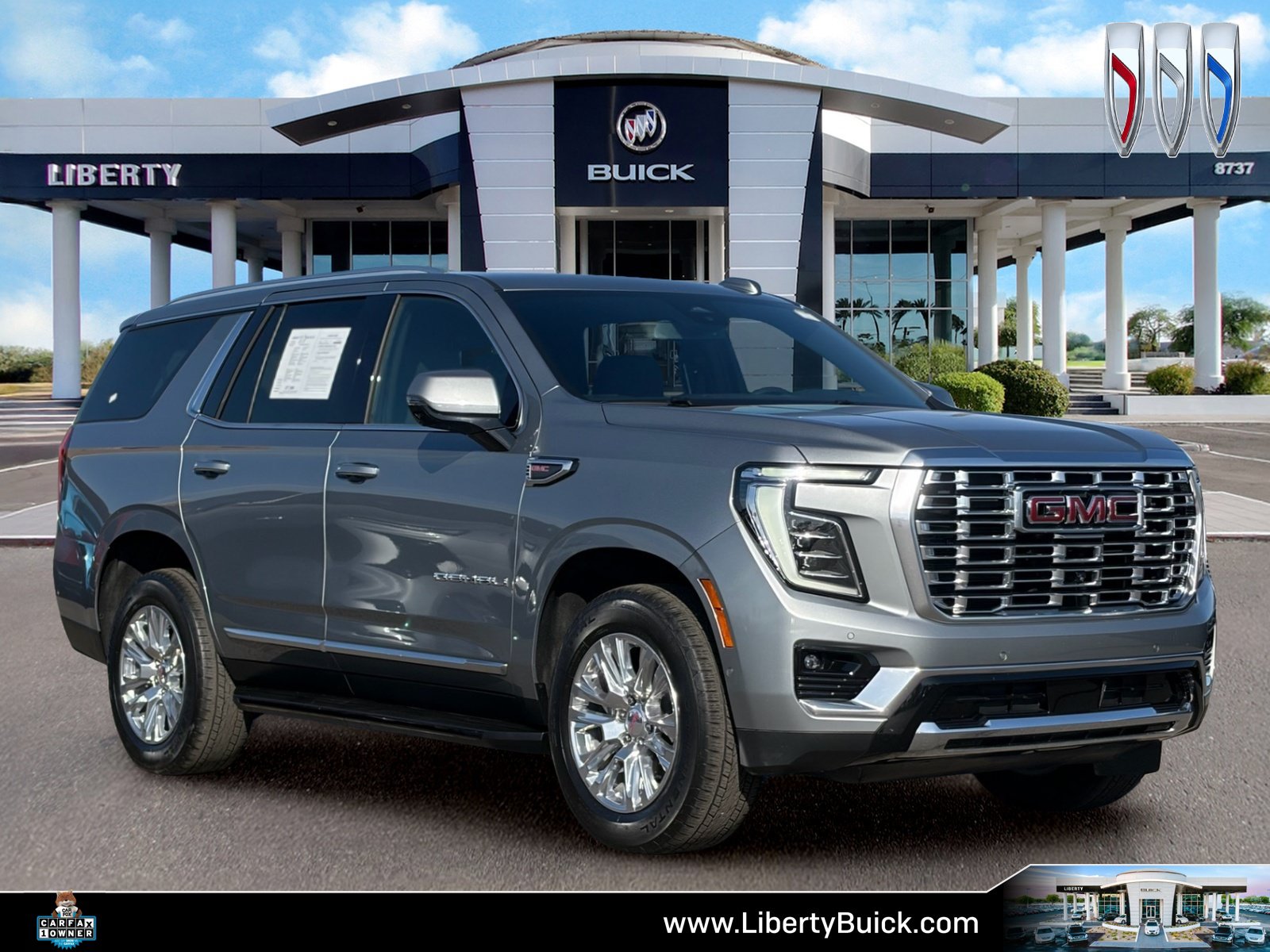 Used 2025 GMC Yukon Denali RWD image 1