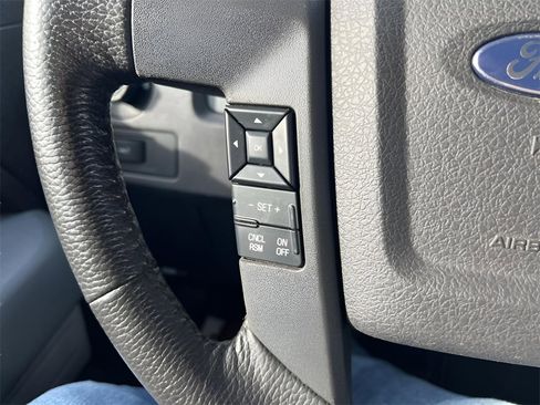 Used 2013 Ford F150 XLT w/ Luxury Equipment Group image 31