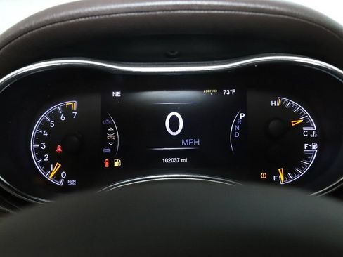 Used 2017 Jeep Grand Cherokee Overland AWD/4WD image 26