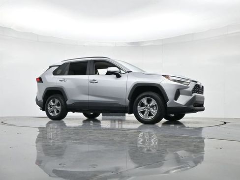 Used 2024 Toyota RAV4 XLE image 32