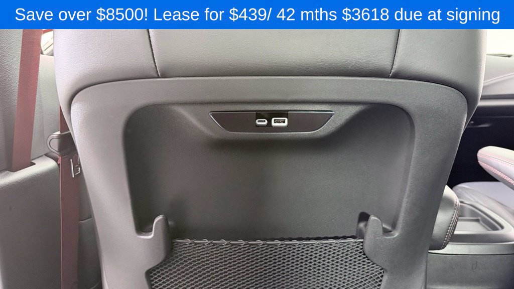 New 2027 Chrysler Pacifica Select AWD/4WD image 26