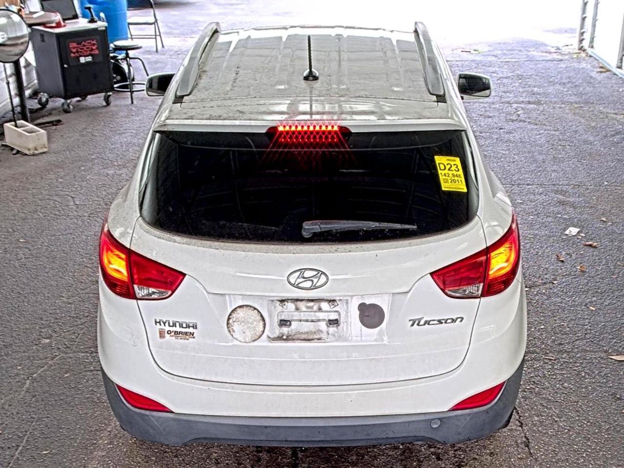 Used 2011 Hyundai Tucson GLS FWD image 4
