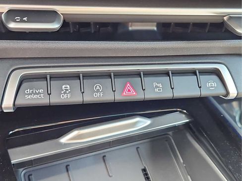 New 2026 Audi Q3 quattro 2.0T AWD/4WD image 4