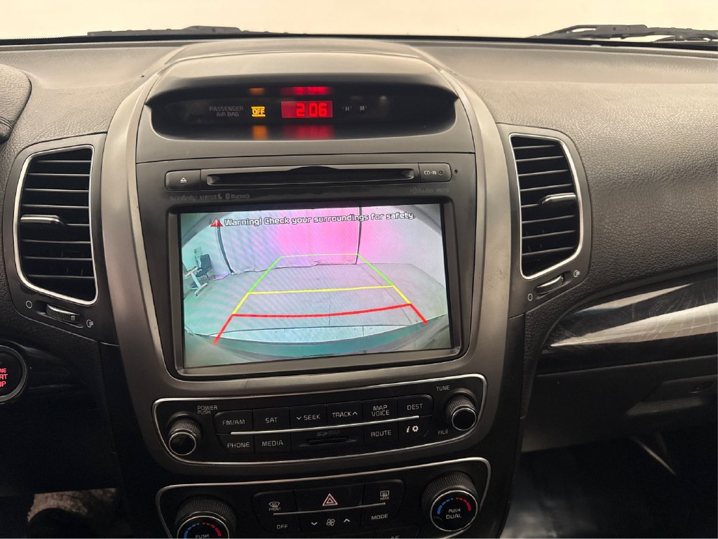 Used 2014 Kia Sorento SX w/ 3rd Row Package AWD/4WD image 33