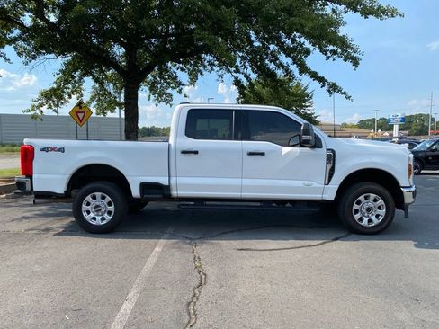 Used 2024 Ford F250 XLT AWD/4WD image 8