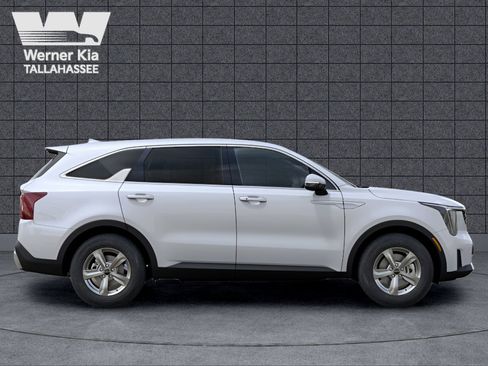 New 2026 Kia Sorento LX image 7