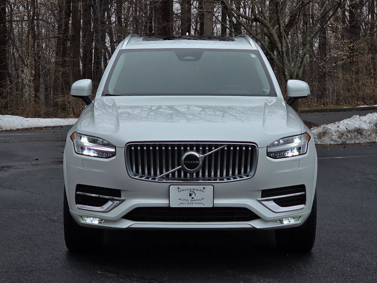 Used 2024 Volvo XC90 B5 Core w/ Climate Package AWD/4WD image 9