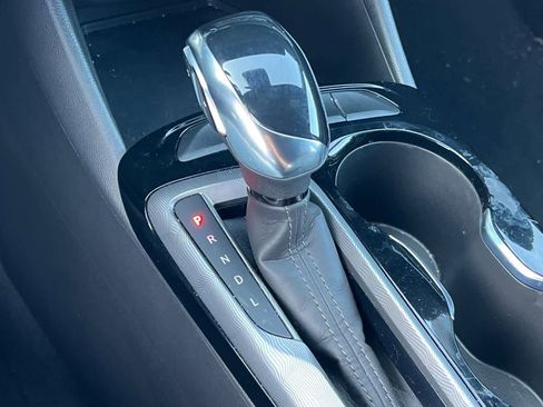 Used 2024 Buick Envista Sport Touring w/ Convenience I Package image 24