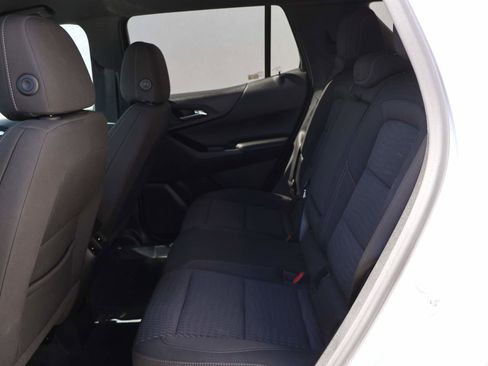 Used 2025 Chevrolet Equinox LT AWD/4WD image 10