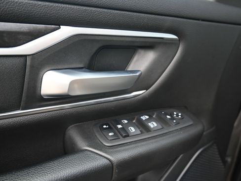 Used 2023 RAM 1500 Big Horn image 16