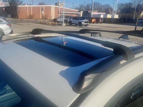 Used 2024 Subaru Crosstrek 2.5i Limited image 9